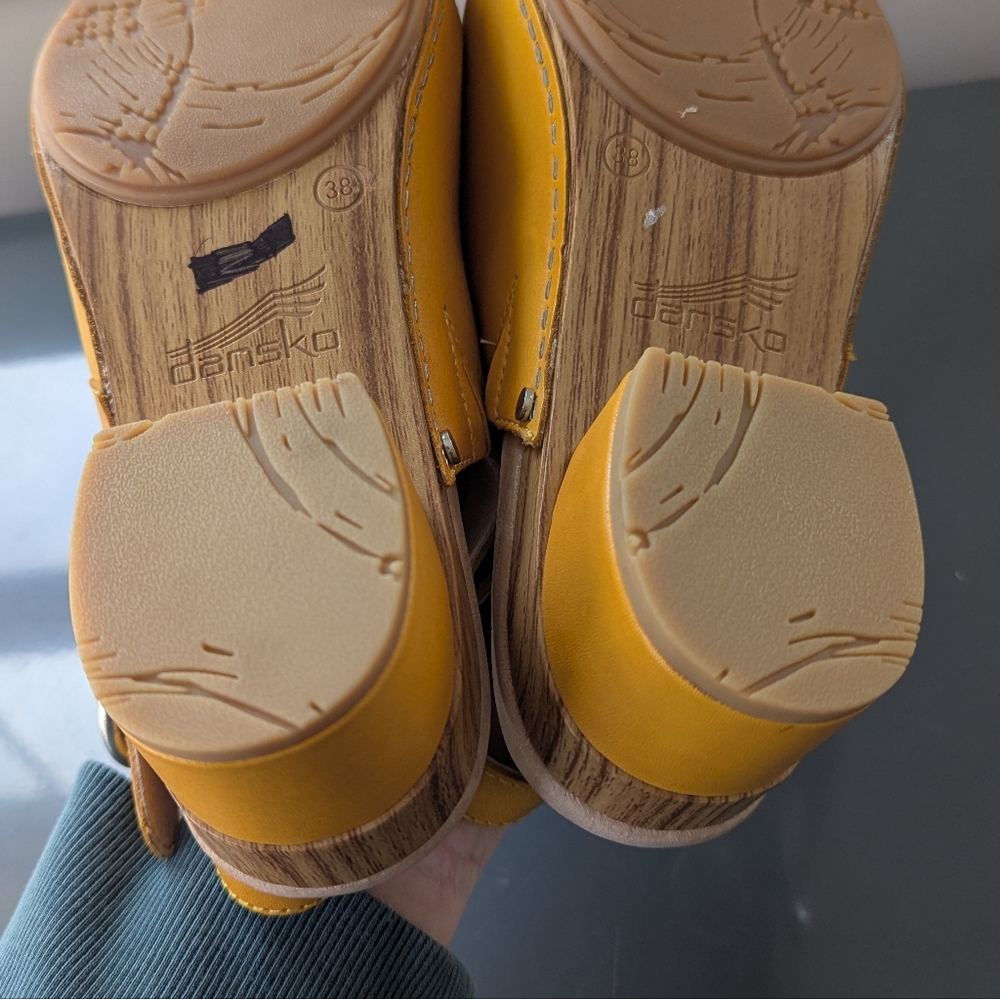Dansko Madalyn Sandal Mustard Yellow Women's 38‎ - Picture 14 of 16